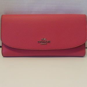 New Coach Pebbled Leather Wallet F16613 in Majenta